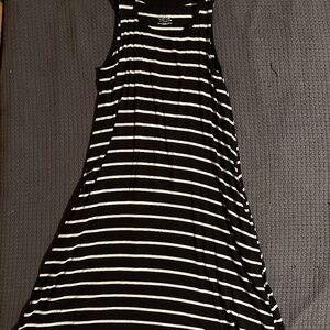 Women’s dress